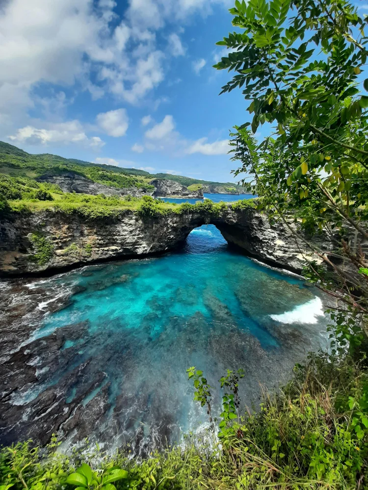 Costa selvaggia di Uluwatu, Bali